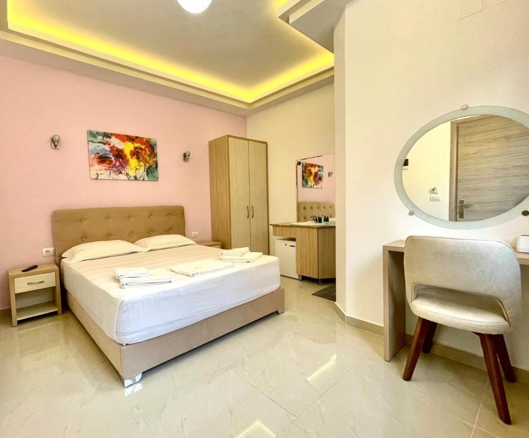 Hotel The Gate 3*
